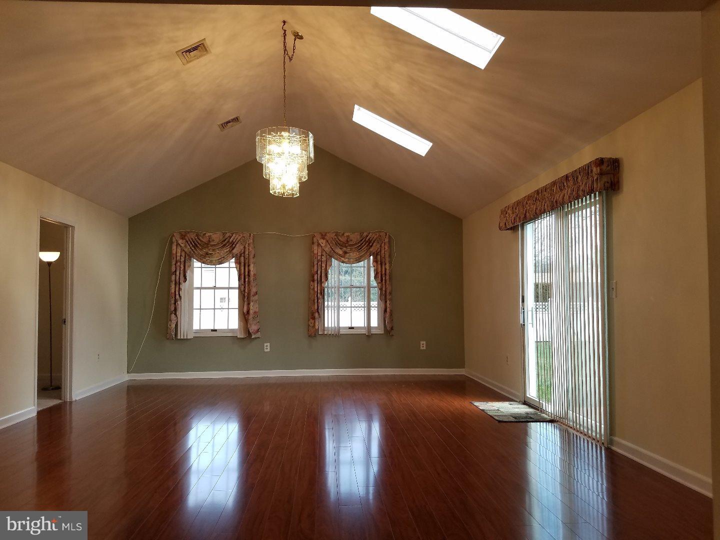 55 Johnson Road Somerset, NJ 08873 - Photo 10 of 25 Family Room