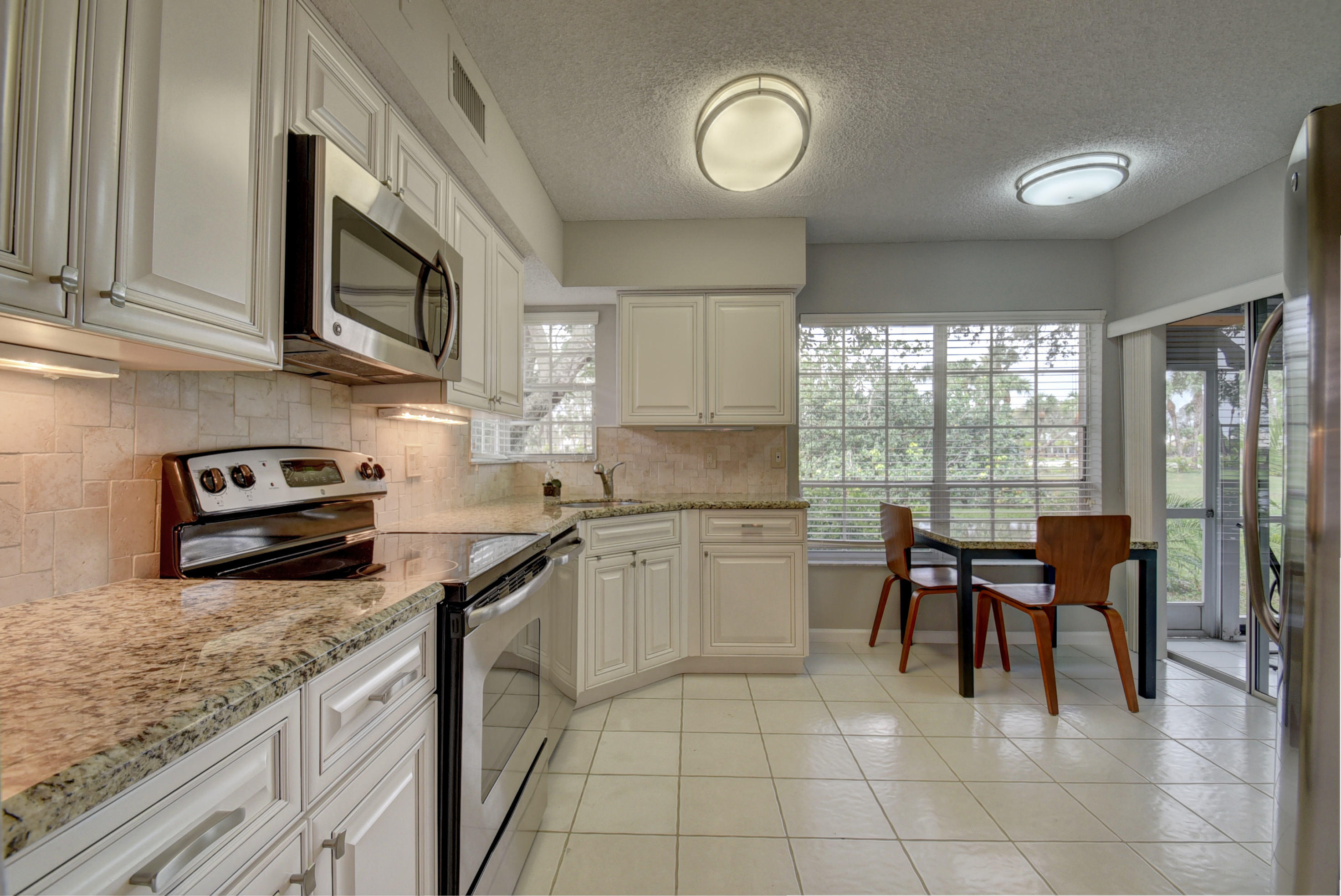 17282 Boca Club Boulevard, Unit 1901 Boca Raton, FL 33487 - Photo 10 of 45 Remodeled Kitchen