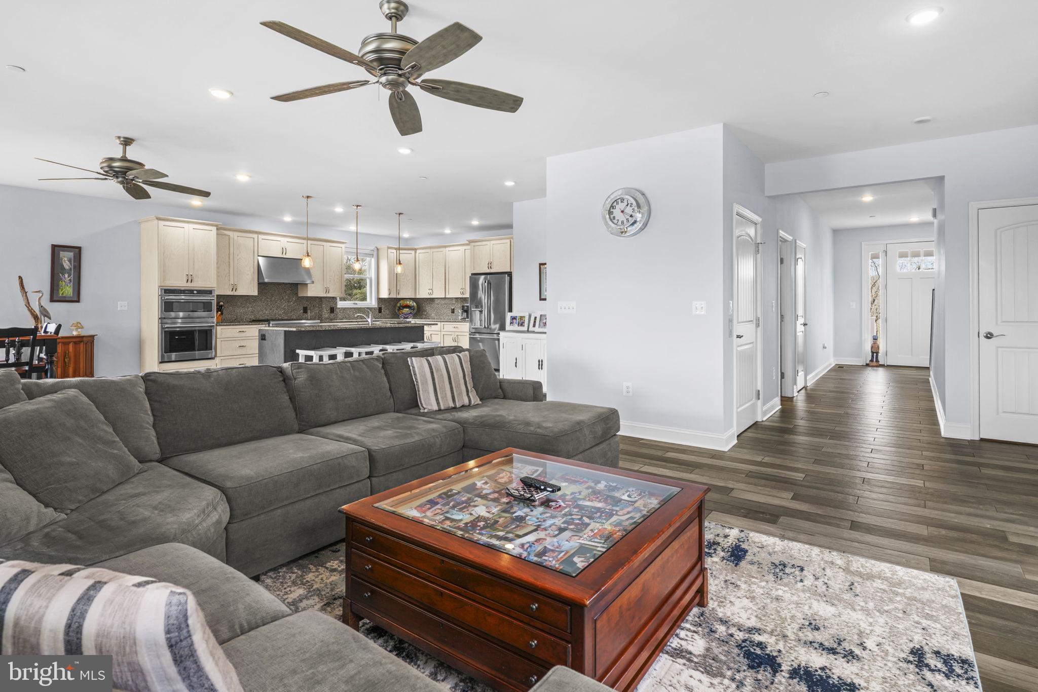 5965 Rockhold Creek Road Deale, MD 20751 - Photo 19 of 64 Family room