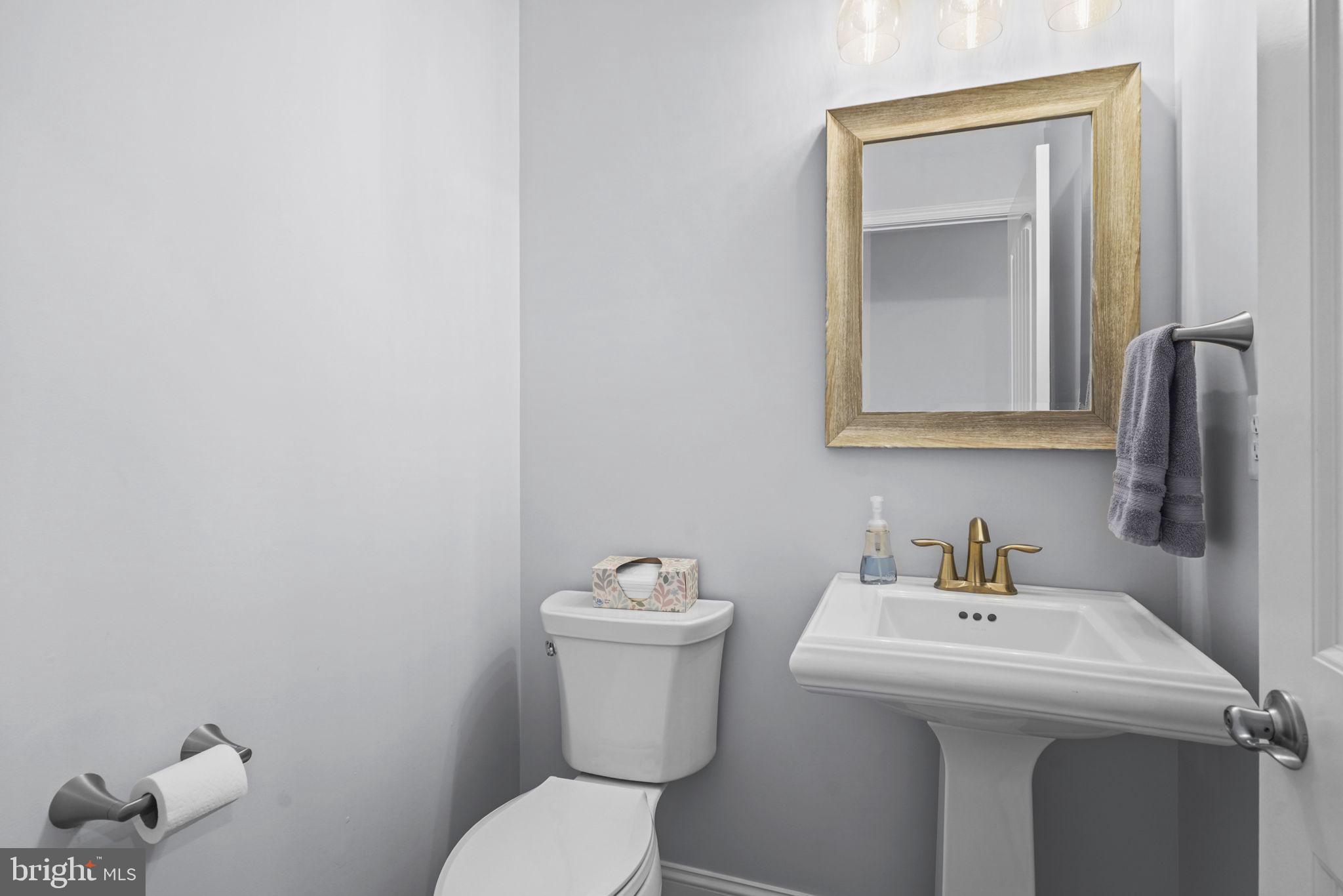 5965 Rockhold Creek Road Deale, MD 20751 - Photo 23 of 64 Main level powder room