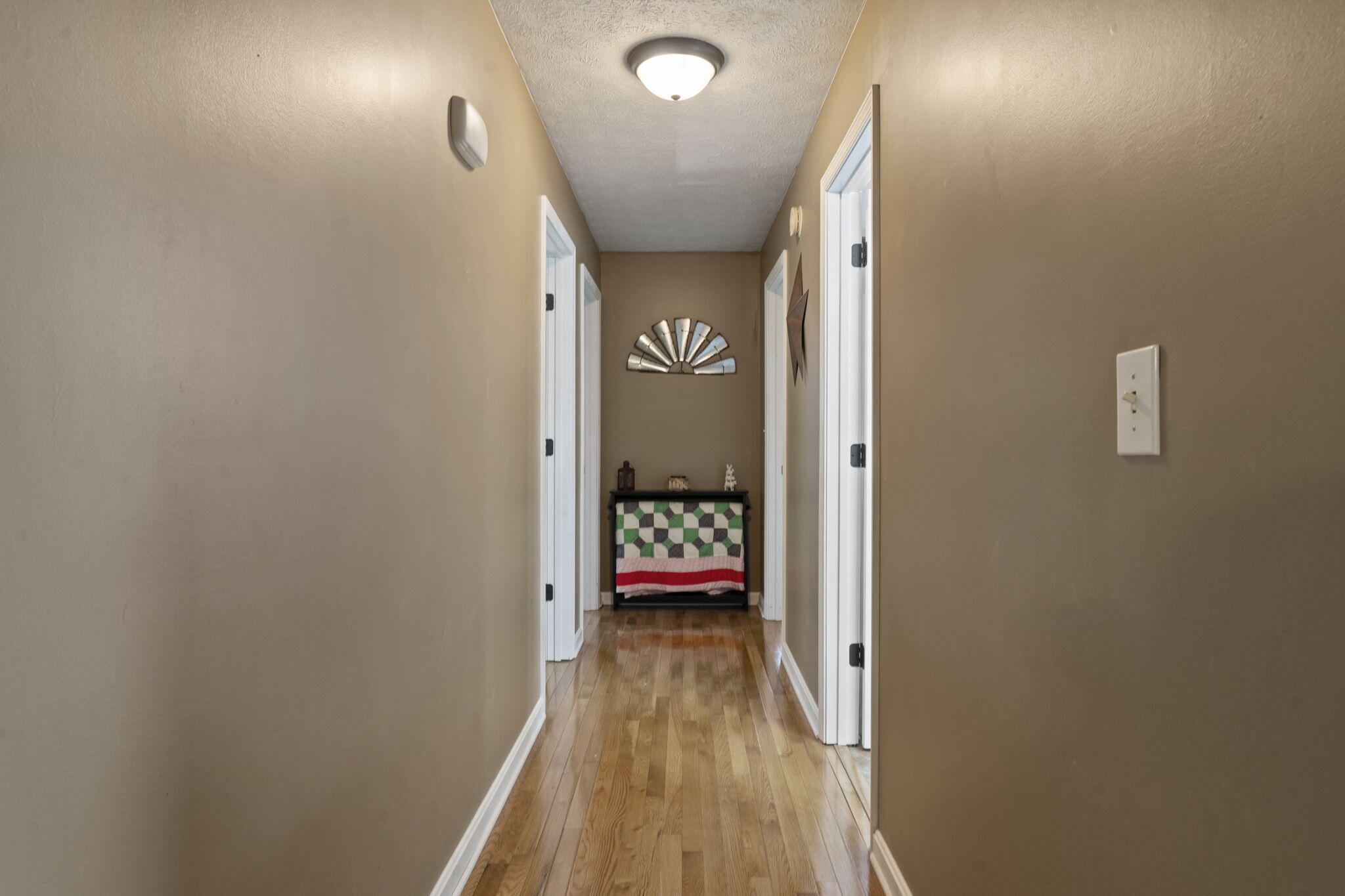 525 Tabor Road Jeffersonville, KY 40337 - Photo 12 of 44 19-web-or-mls-Copy of DSC09878