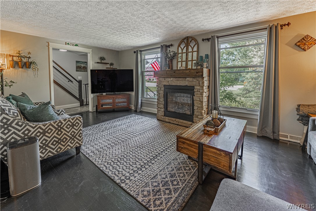 1076 Klein Road Amherst, NY 14221 - Photo 9 of 50