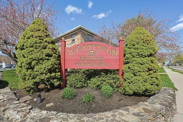 $225,000 | 425 West Elm Street, Unit 7, Brockton, MA 02301