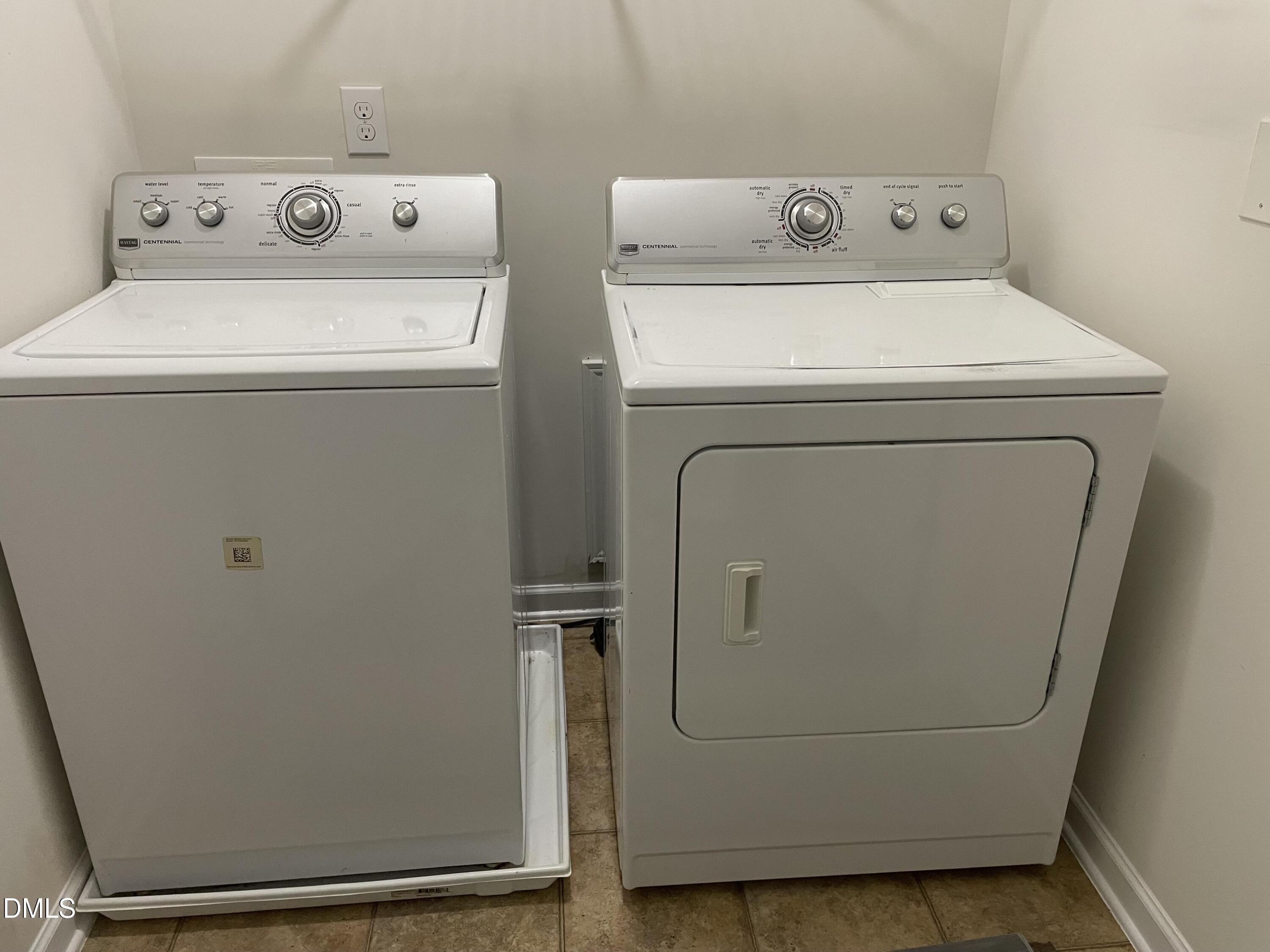 4438 Hillsgrove Road Wake Forest, NC 27587 - Photo 13 of 16 a utility room with dryer and washer
