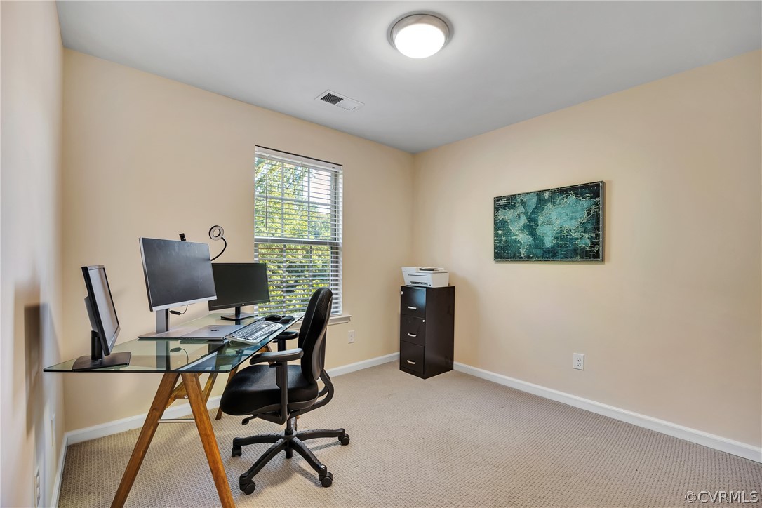 5724 Riverside Place Richmond, VA 23225 - Photo 38 of 47 a workspace with furniture and a window