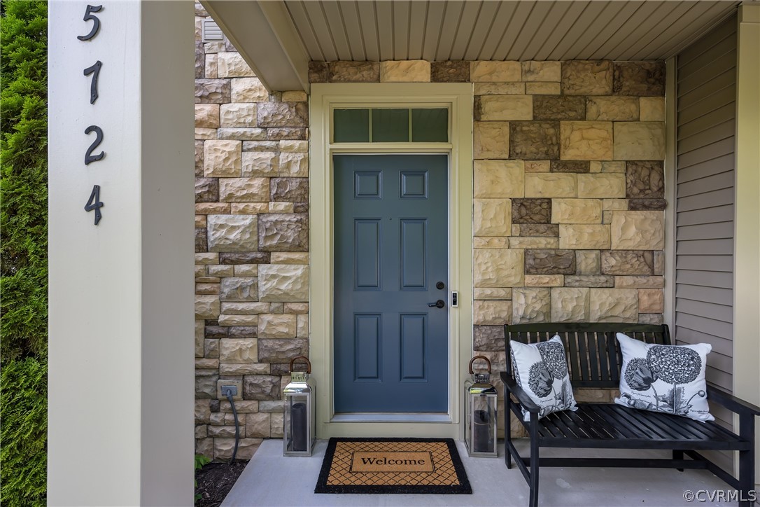 5724 Riverside Place Richmond, VA 23225 - Photo 6 of 47 a door and with chair