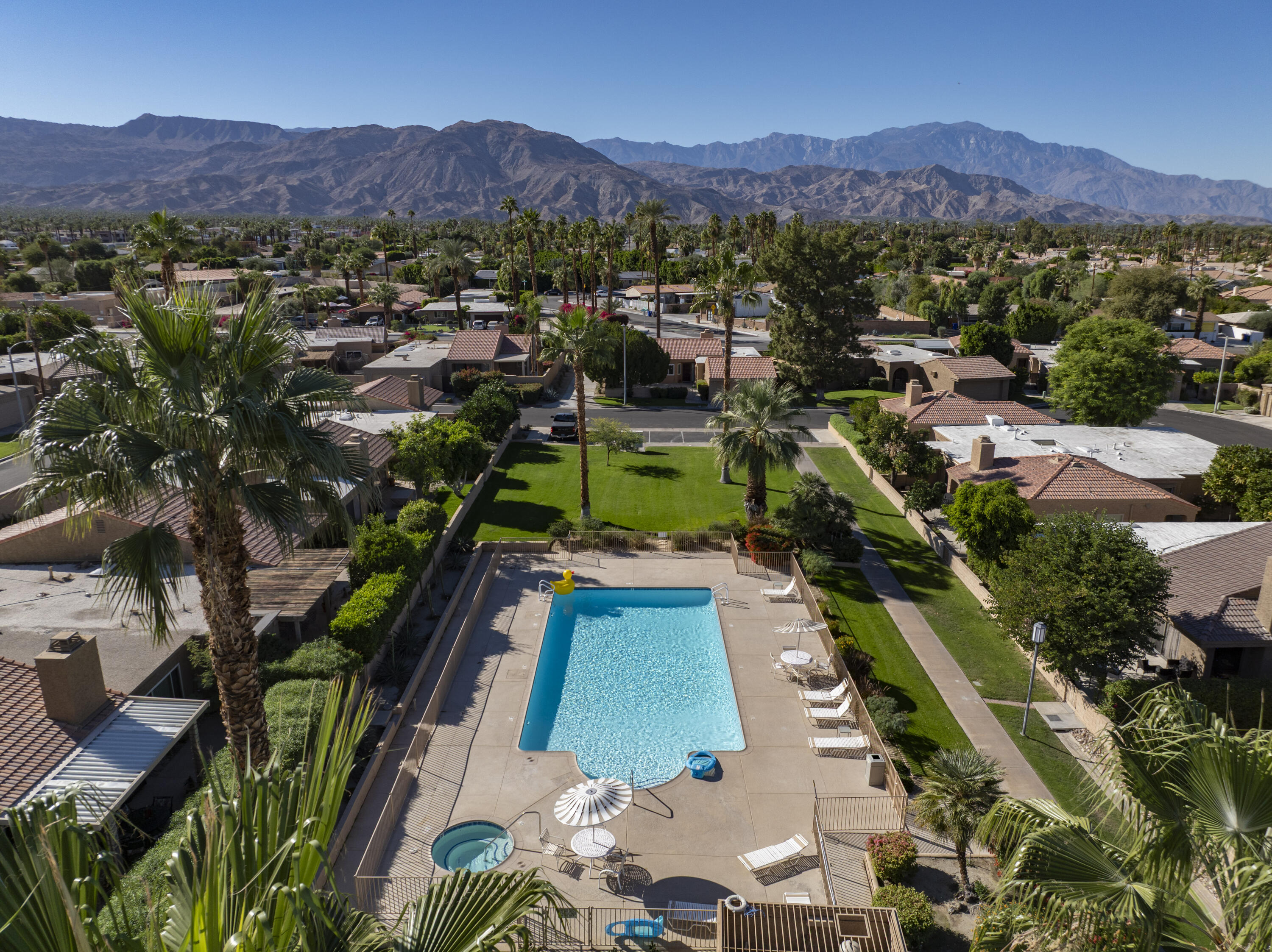 44695 Monaco Circle Palm Desert, CA 92260 - Photo 42 of 58 a view of a city
