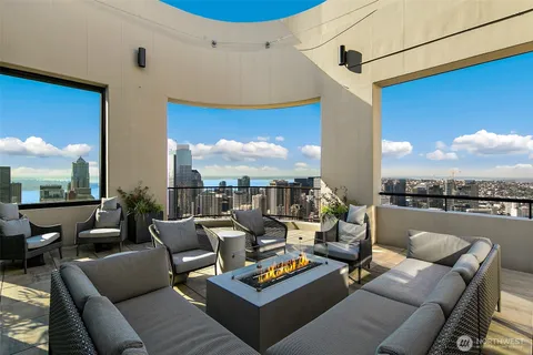 $725,000 | 1301 Spring Street, Unit 14C, Seattle, WA 98104