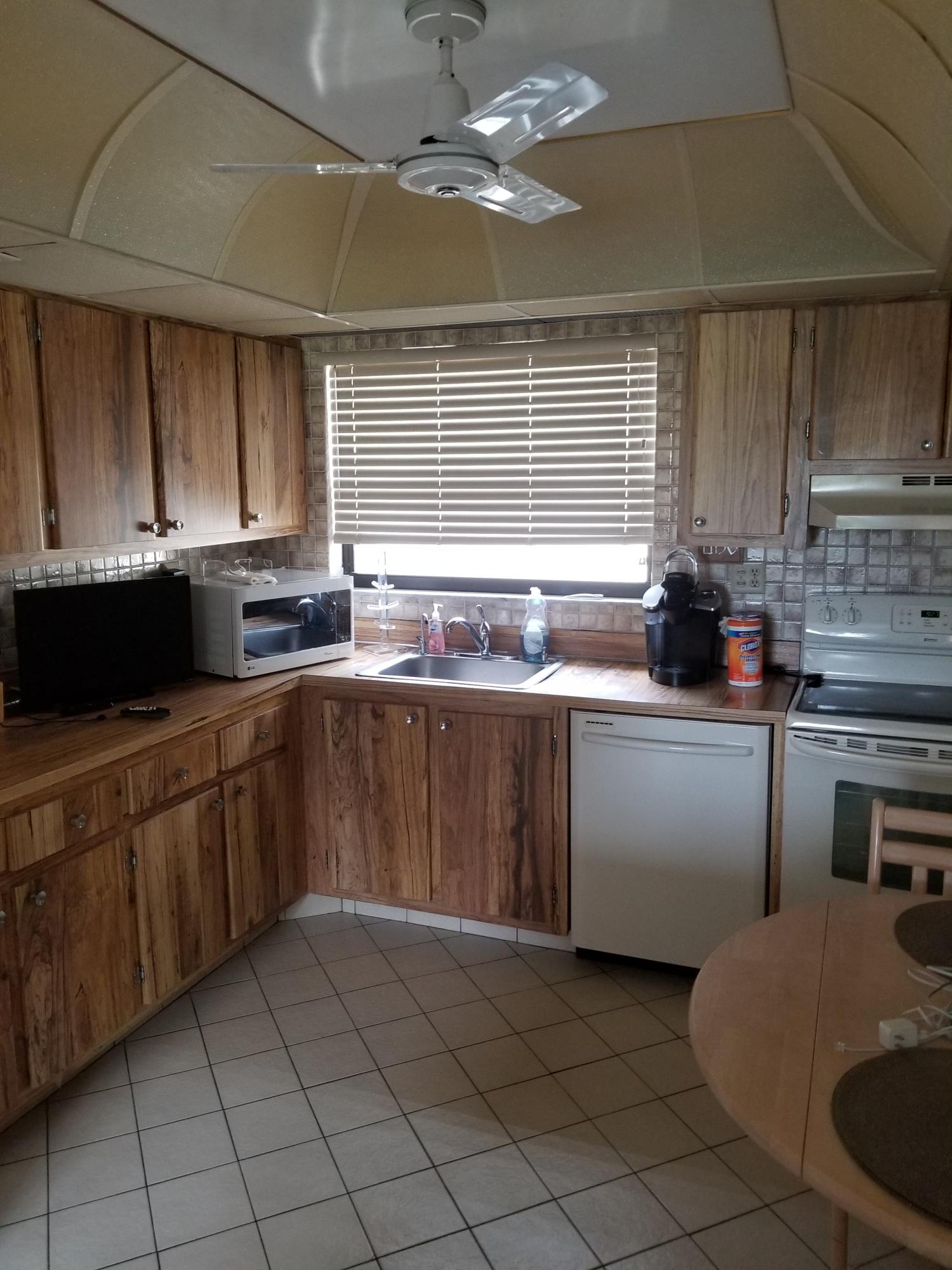96 Capri B Delray Beach, FL 33484 - Photo 11 of 20 20190211_105948
