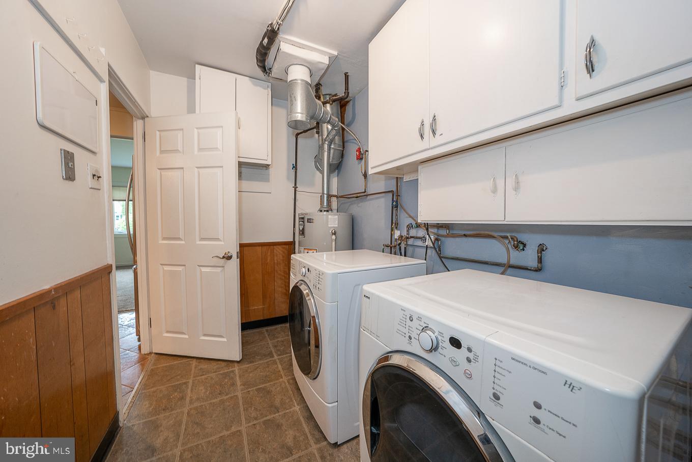 442 Norma Road Ambler, PA 19002 - Photo 39 of 51 Laundry room off kitchen w/d included