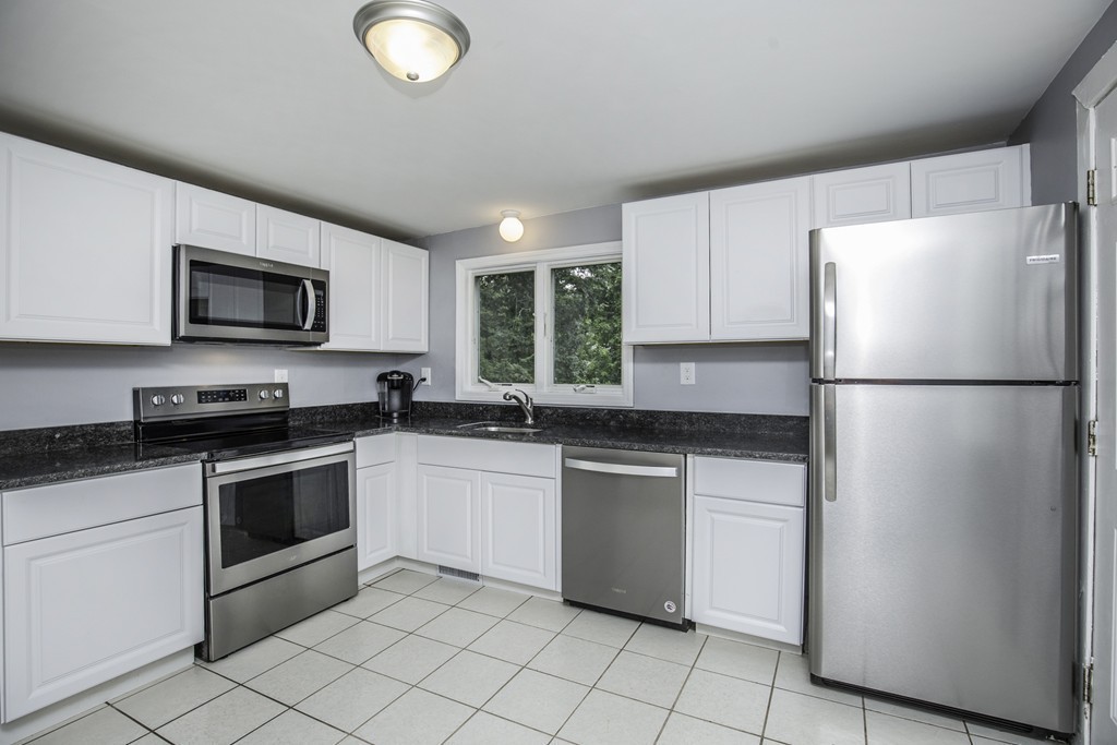20 Oakdale Road Wilmington, MA 01887 - Photo 11 of 26 Gallery Image 11
