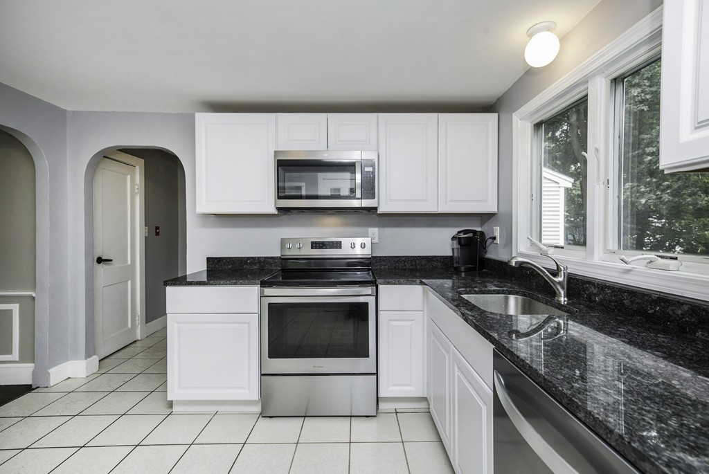 20 Oakdale Road Wilmington, MA 01887 - Photo 12 of 26 Gallery Image 12