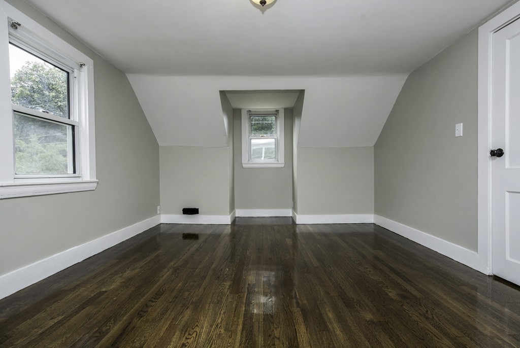 20 Oakdale Road Wilmington, MA 01887 - Photo 20 of 26 Gallery Image 20