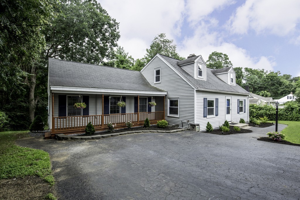 20 Oakdale Road Wilmington, MA 01887 - Photo 3 of 26 Gallery Image 3