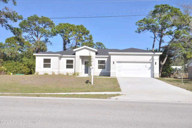 $375,000 | 1043 Walden Boulevard Southeast, Palm Bay, FL 32909
