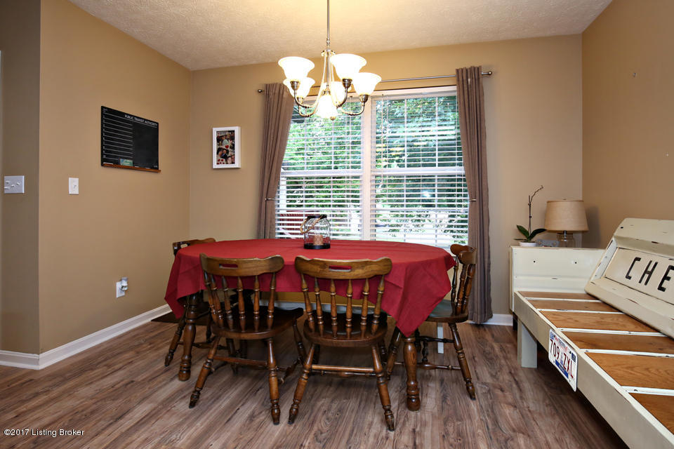 8804 Maple Road Louisville, KY 40219 - Photo 12 of 36 Dining Area