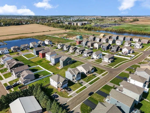 $389,990 | 6629 209th Street West, Farmington, MN 55024