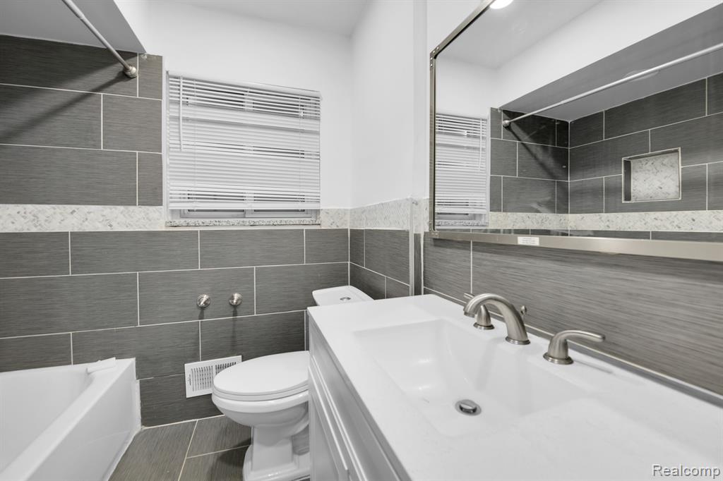 15760 Greenfield Road Detroit, MI 48227 - Photo 18 of 29