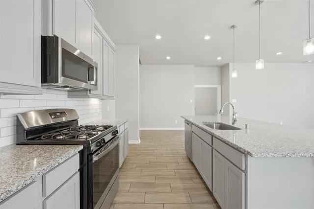 $305,000 | 4622 Seabourne Landing Drive, Rosenberg, TX 77469