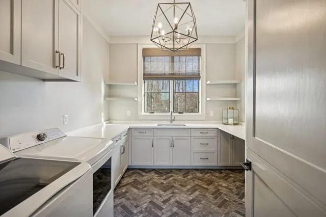 $3,750,000 | 8100 Mountaintop Drive, College Grove, TN 37046