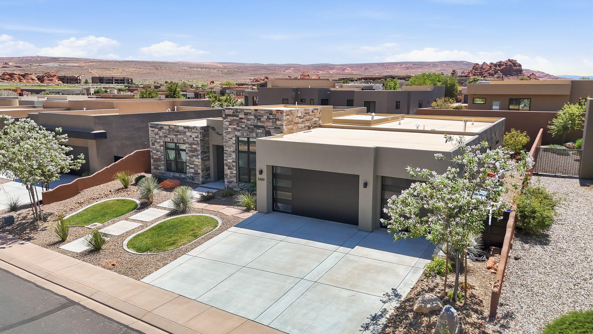 5409 West Copper Cliffs Way Hurricane, UT 84737 - Photo 37 of 50 Aerial of front of house
