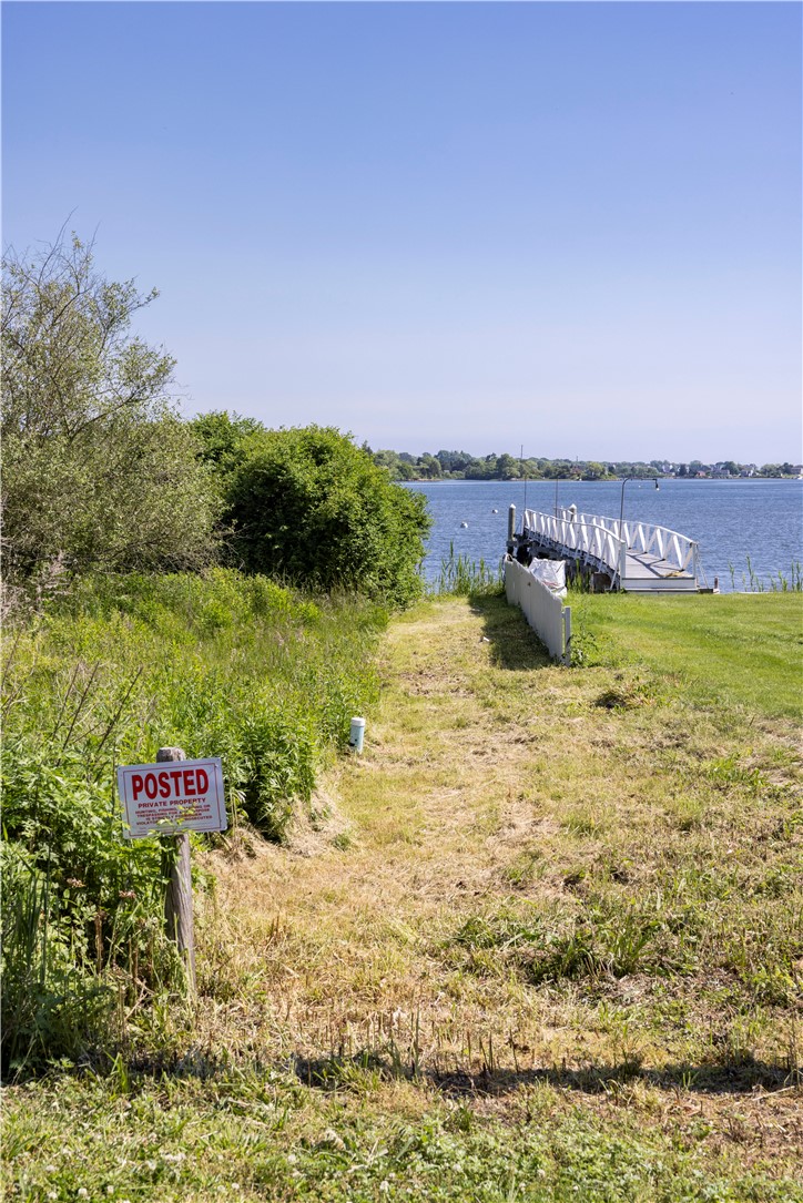 43 Flintstone Road Narragansett, RI 02882 - Photo 6 of 34