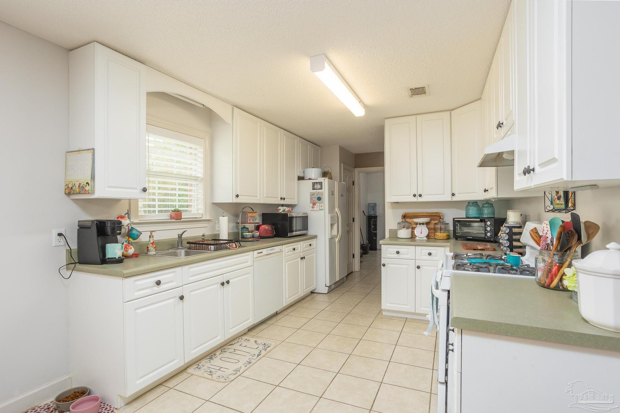 6111 Carr Road Milton, FL 32583 - Photo 13 of 44 Gallery Image 13