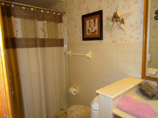518 Vaughn Street Rhinelander, WI 54501 - Photo 4 of 16 Gallery Image 4