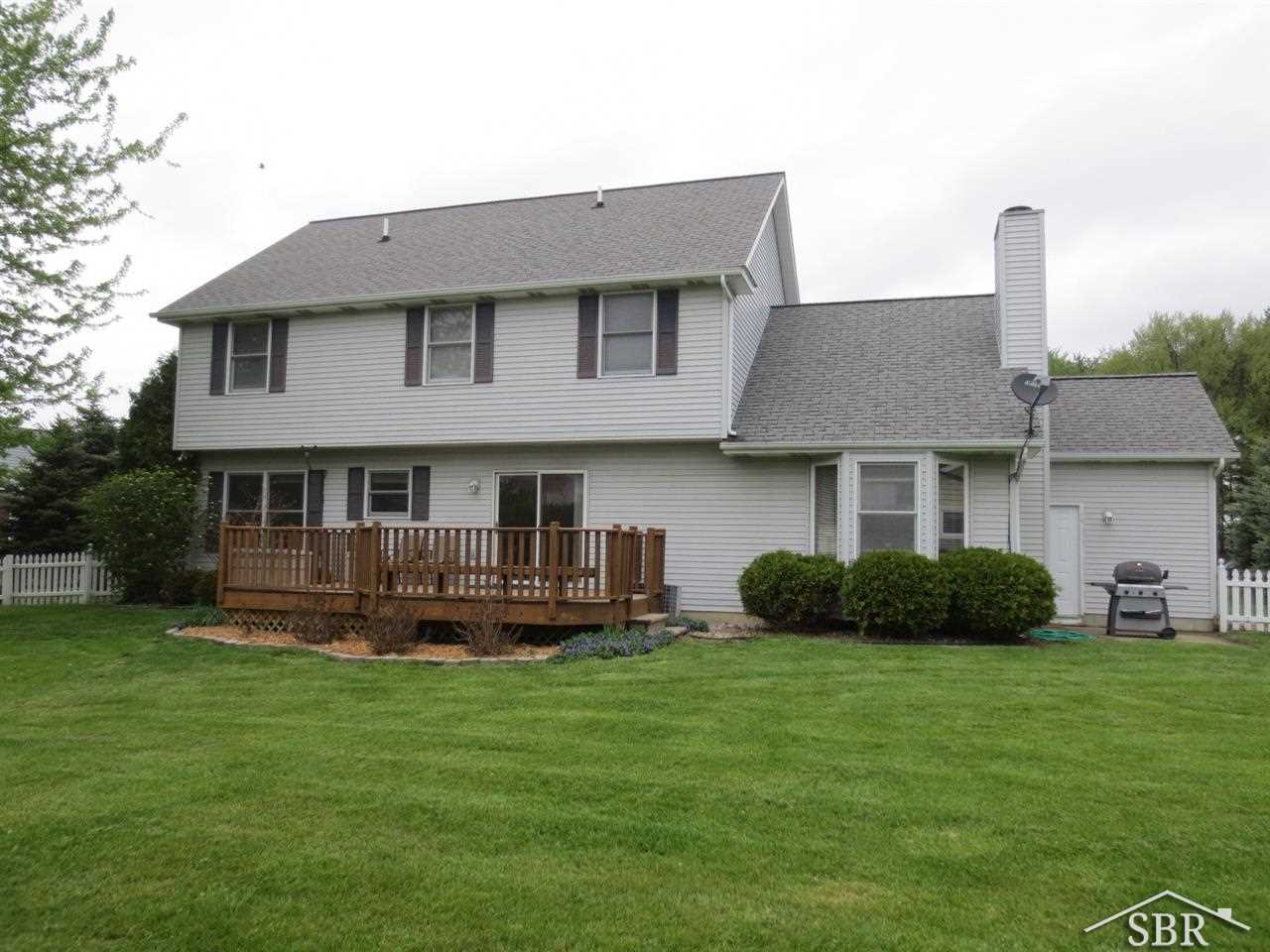 316 Colorado Ridge Hemlock, MI 48626 - Photo 17 of 18 31193142-16.JPG