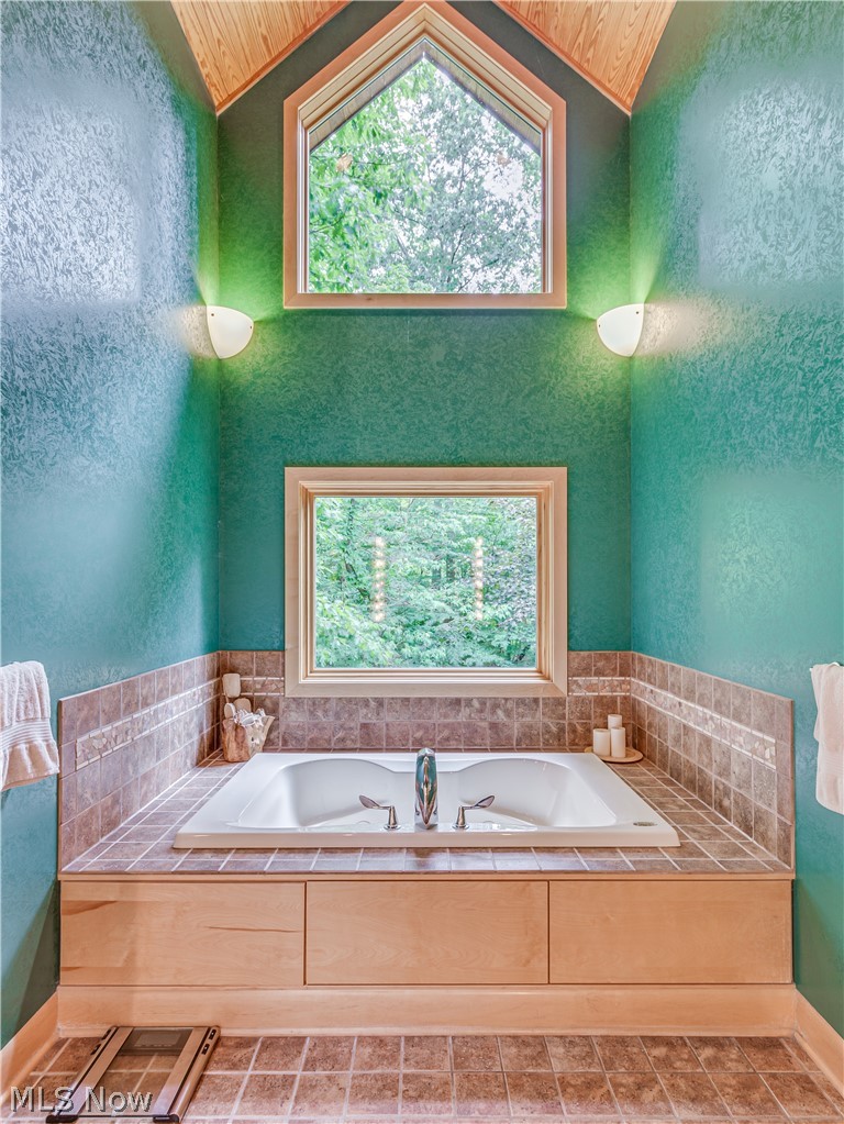 2385 Banning Road Akron, OH 44333 - Photo 16 of 29 Gallery Image 16