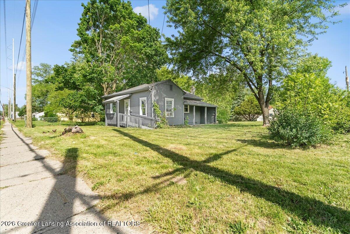 2000 West Jolly Road Lansing, MI 48910 - Photo 31 of 31 03-Media Jett - 24
