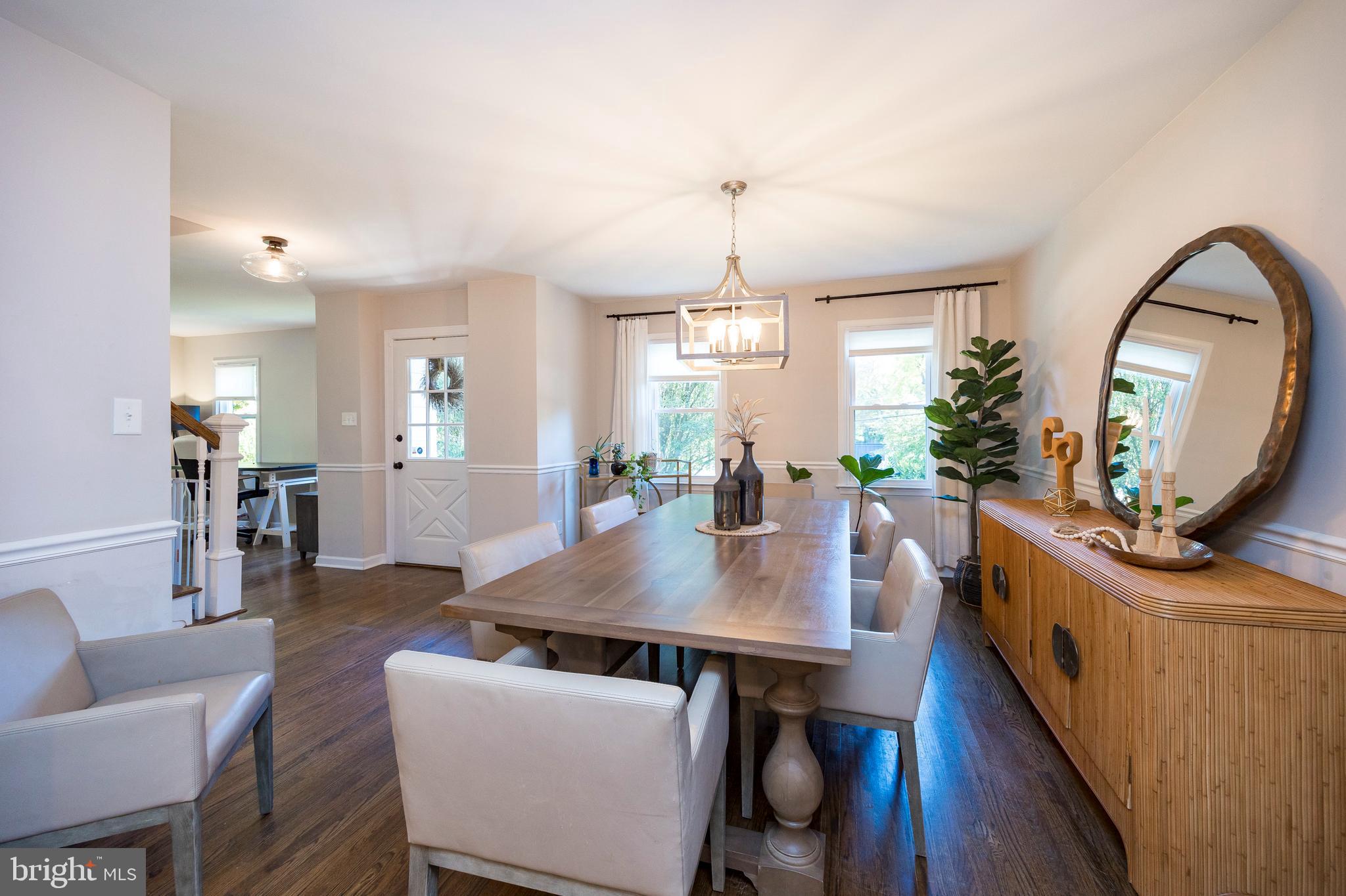 902 Radnor Road Wayne, PA 19087 - Photo 4 of 38