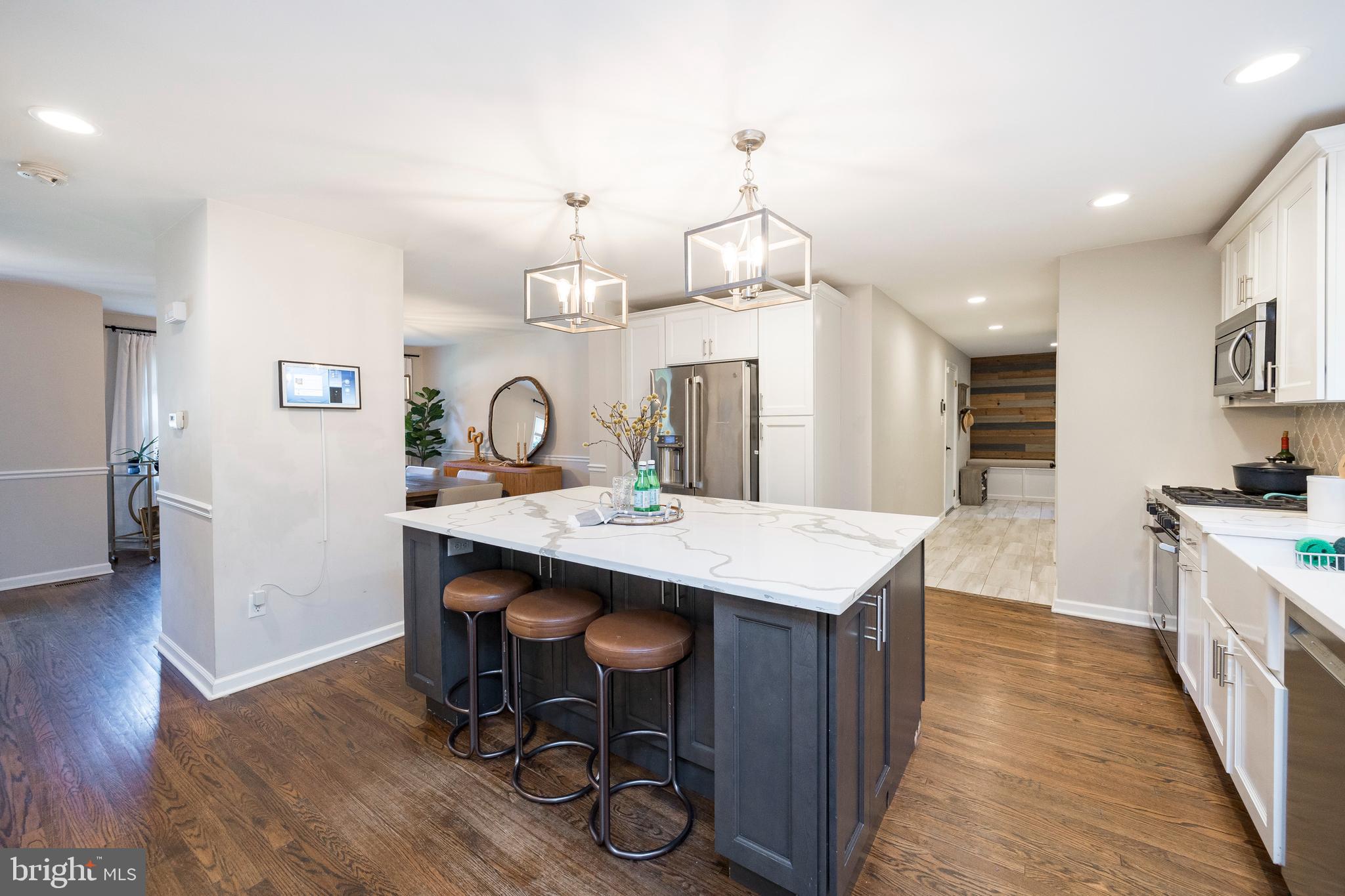 902 Radnor Road Wayne, PA 19087 - Photo 10 of 38