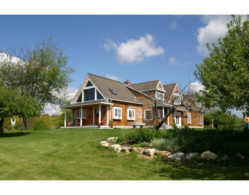 26 Westcott Road Harvard, MA 01451 - Photo 1 of 8