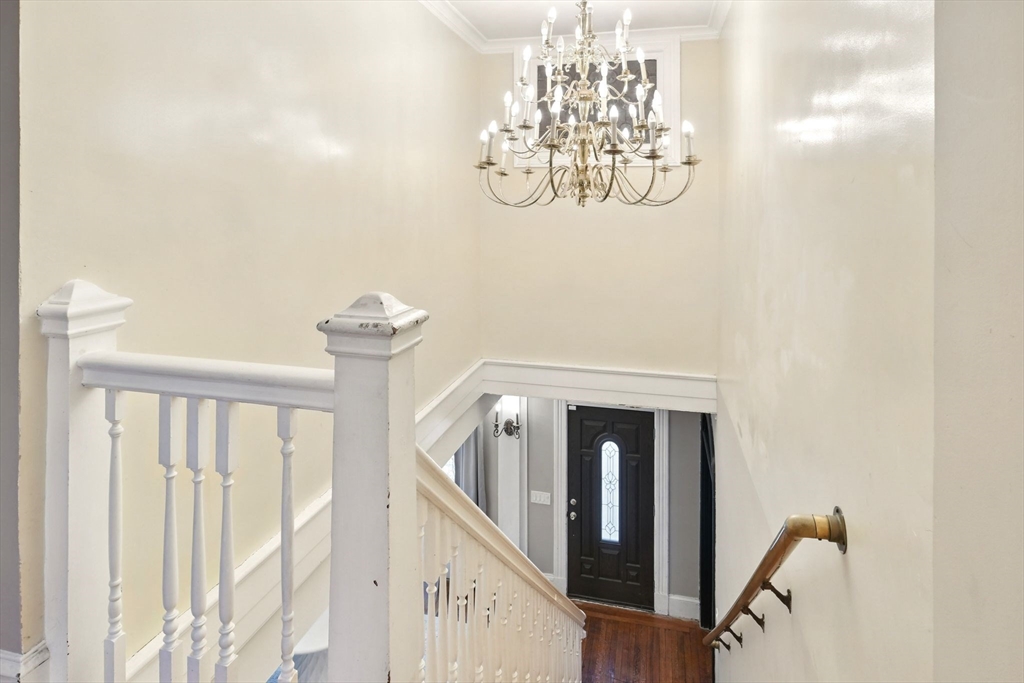 346 Maple Street Springfield, MA 01105 - Photo 23 of 36 a view of hall way with furniture