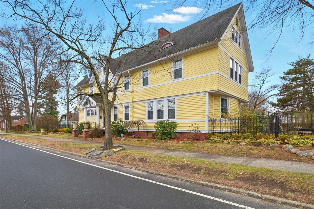 346 Maple Street Springfield, MA 01105 - Photo 3 of 36 a front view of a building