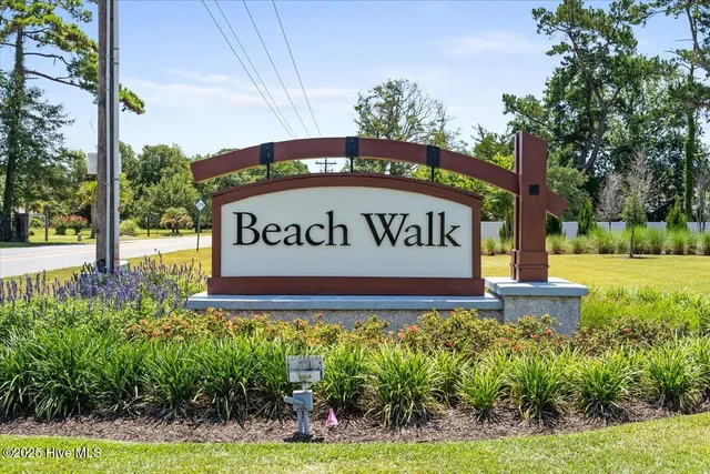 $475,000 | 9200 Island Shore Avenue, Calabash, NC 28467