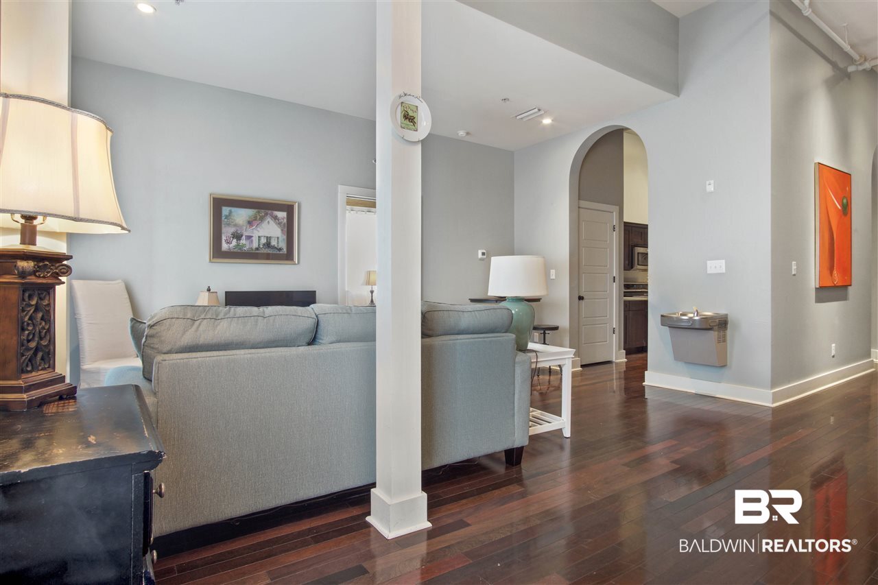 204 Conti Street, Unit 1D Mobile, AL 36602 - Photo 5 of 22