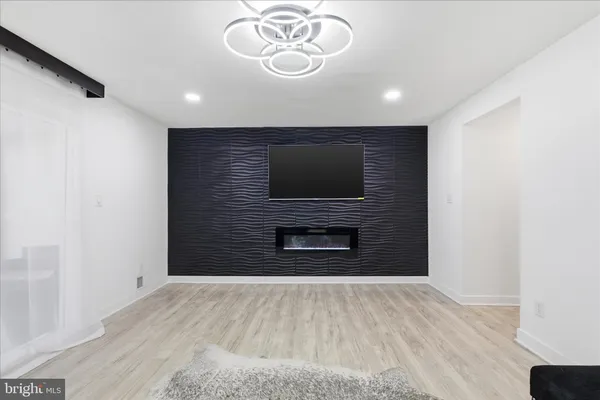 $468,000 | 16 Daimler Drive, Unit 62, Capitol Heights, MD 20743