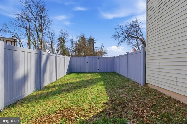 $468,000 | 16 Daimler Drive, Unit 62, Capitol Heights, MD 20743