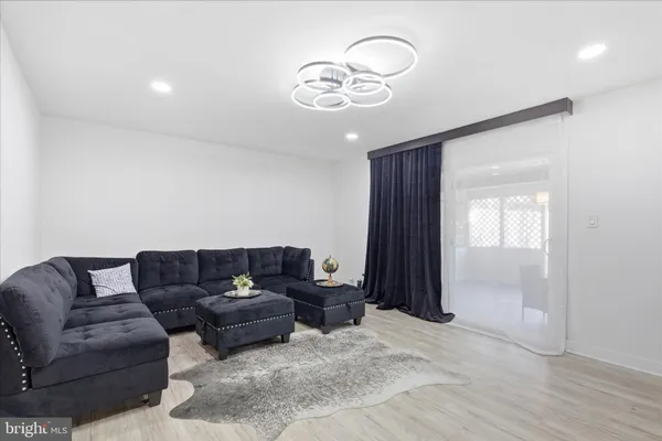 $468,000 | 16 Daimler Drive, Unit 62, Capitol Heights, MD 20743