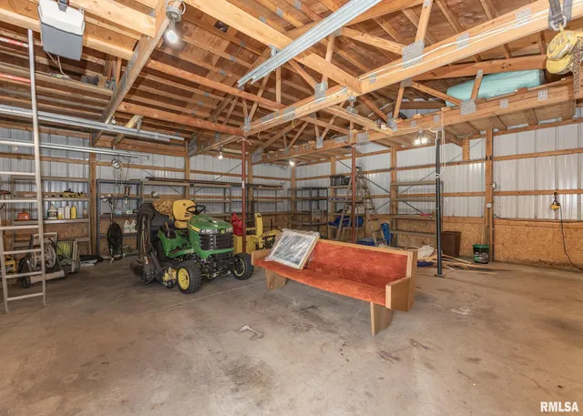 $385,000 | 159 Deer Park Drive, Geneseo, IL 61254