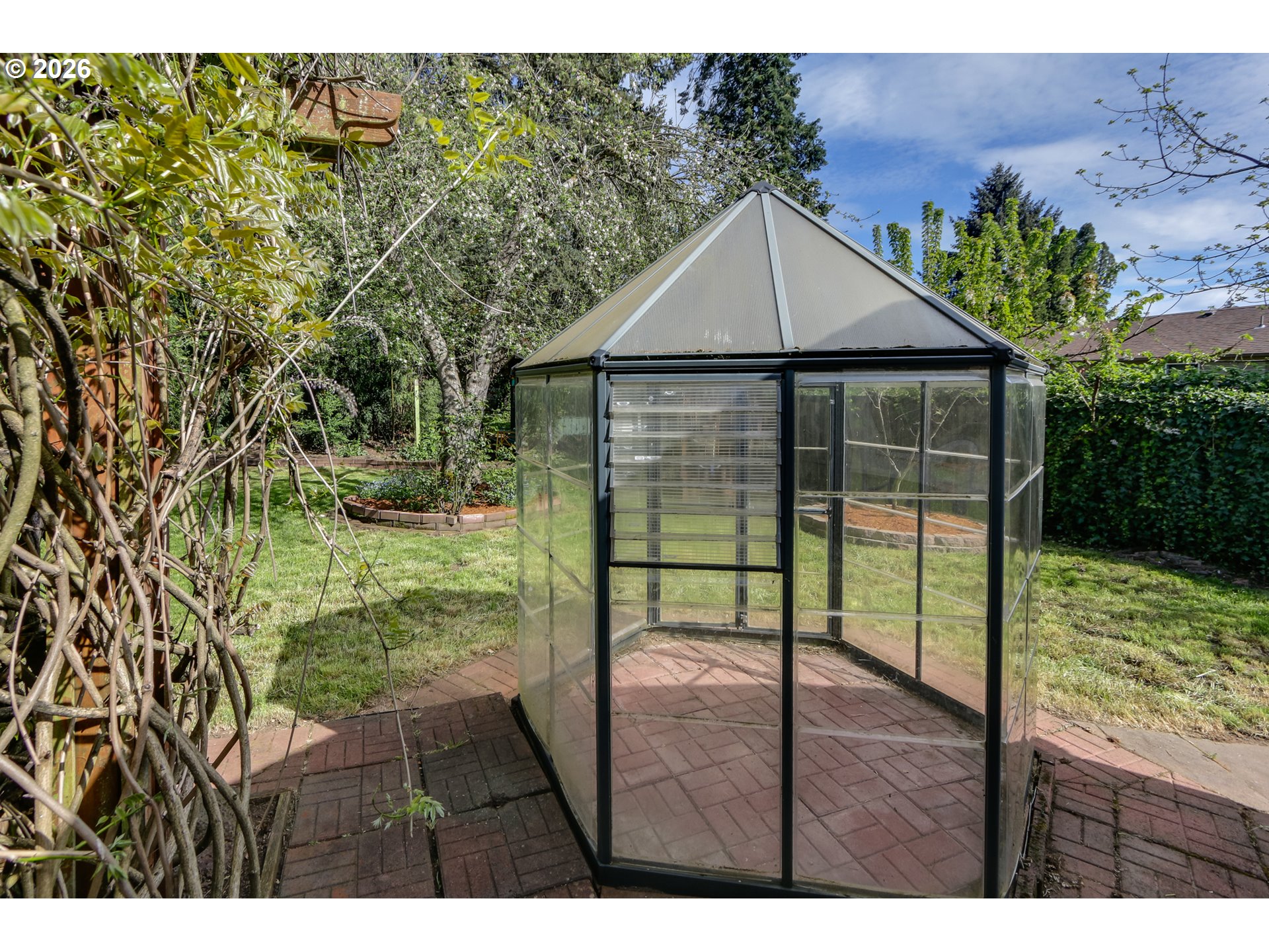 715 Ellsworth Street Eugene, OR 97402 - Photo 21 of 26 a view of a house with backyard