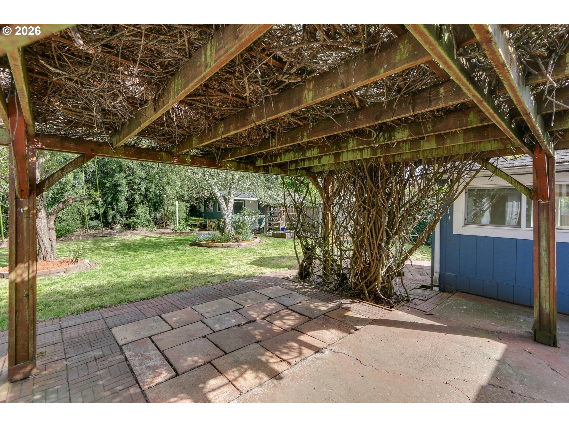 715 Ellsworth Street Eugene, OR 97402 - Photo 23 of 26 a view of a backyard