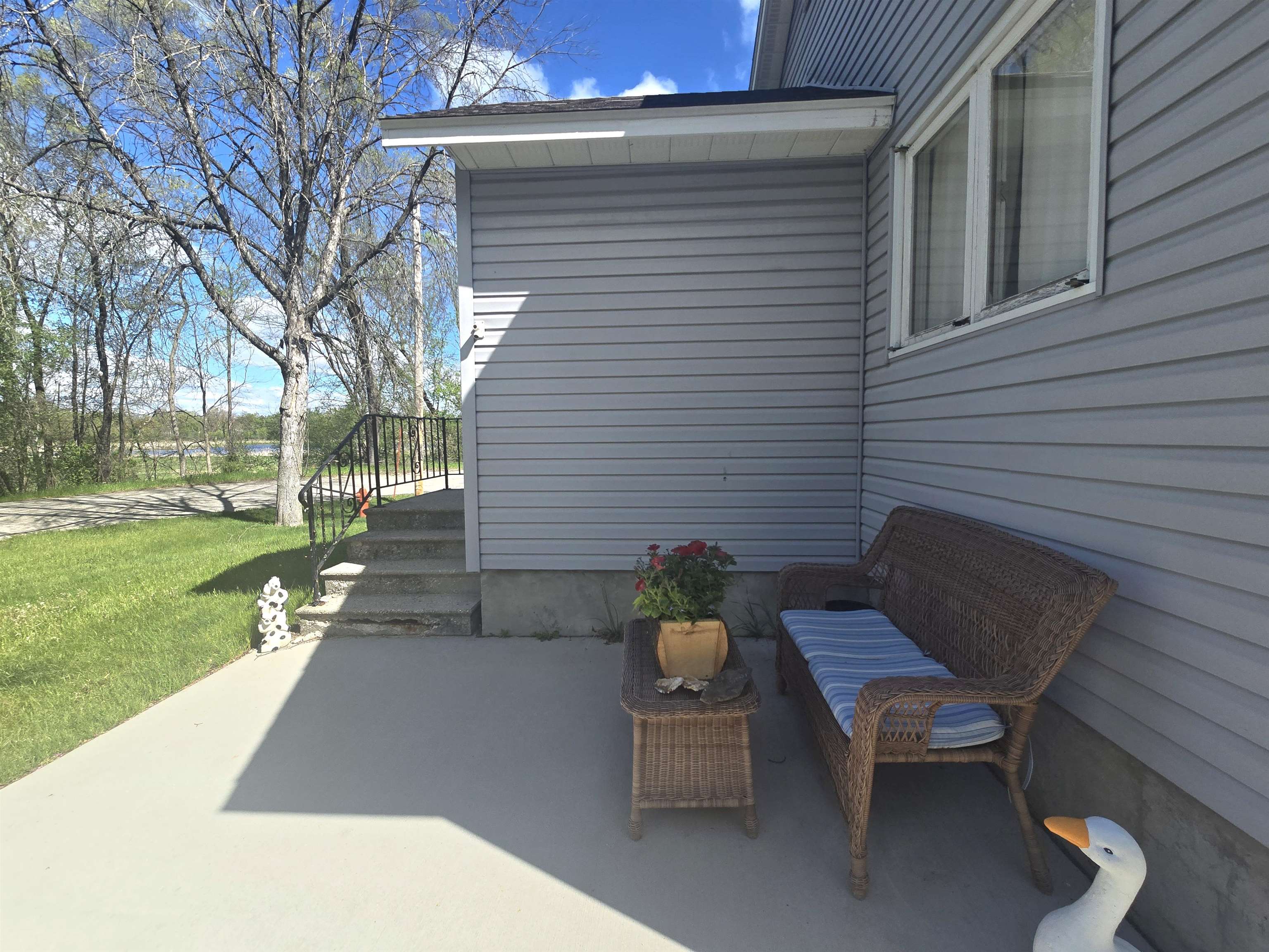 403 State Street Redgranite, WI 54970 - Photo 20 of 24