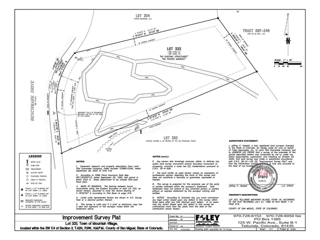 a black and white photo of a painting