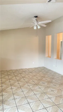 $409,900 | 14425 Manzano Road, Victorville, CA 92392