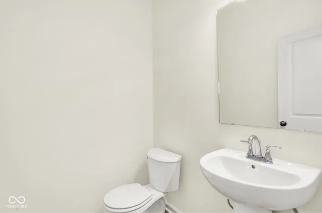 $300,708 | 8520 Goldfinch Road, Brownsburg, IN 46112