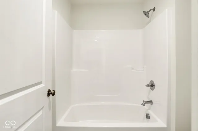 $300,708 | 8520 Goldfinch Road, Brownsburg, IN 46112