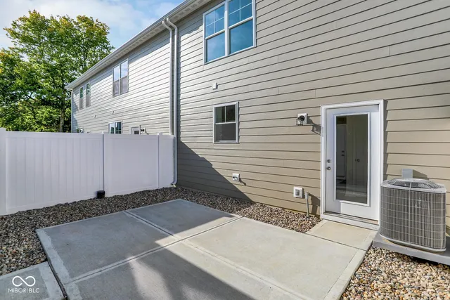 $300,708 | 8520 Goldfinch Road, Brownsburg, IN 46112